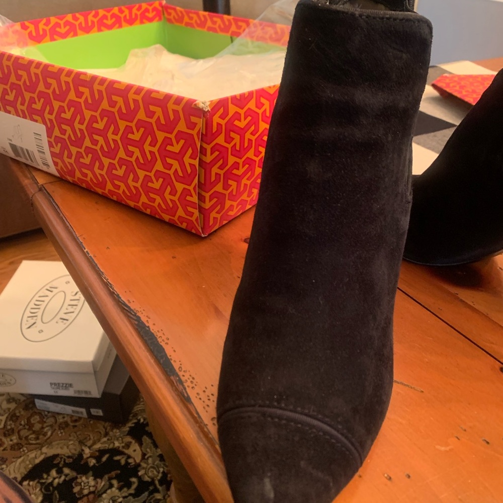 Booties - Picture 3 of 6